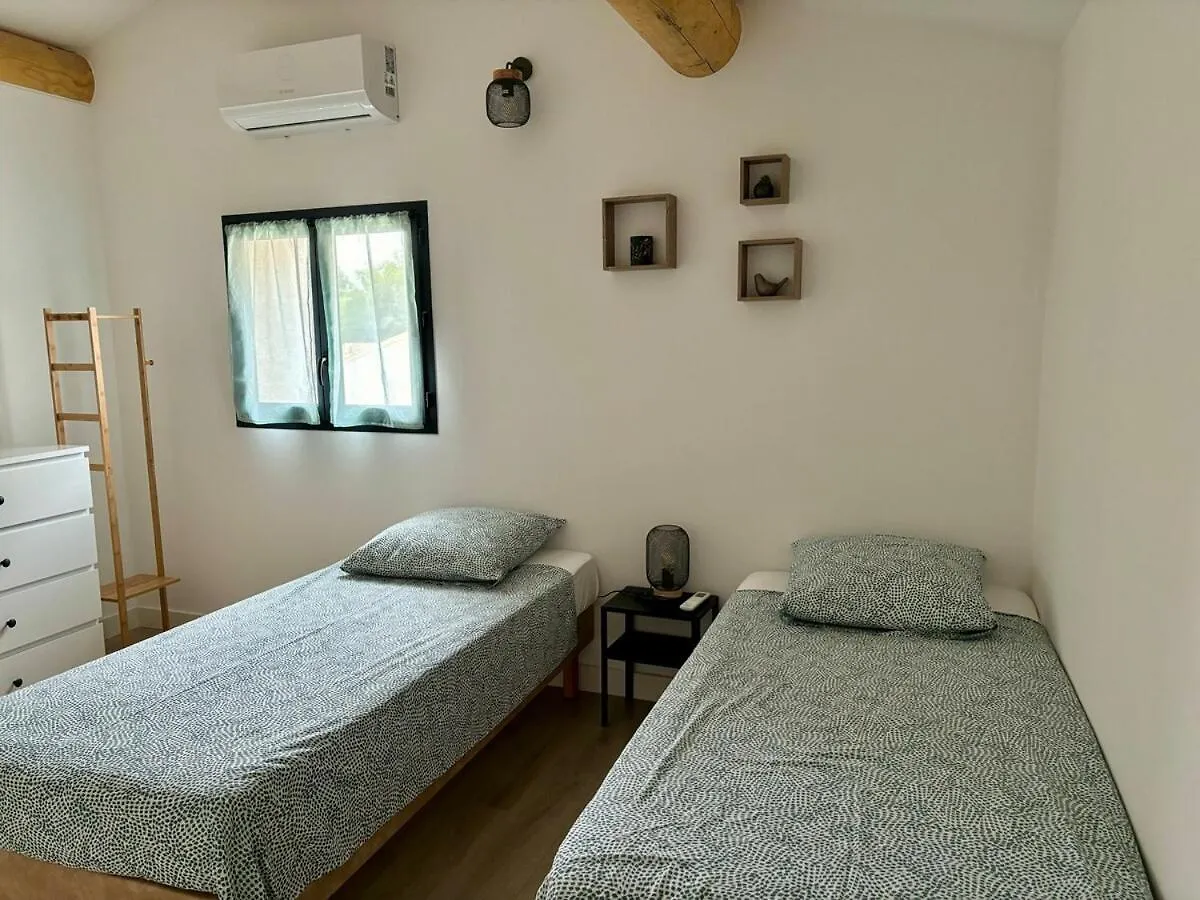 Maison Renovee 3 Chambres Molleges Holiday home
